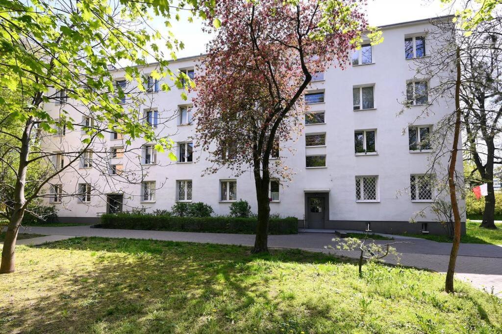 Ferienwohnung Saska Kepa -Ul. Francuska 2' Min Warschau Exterior foto
